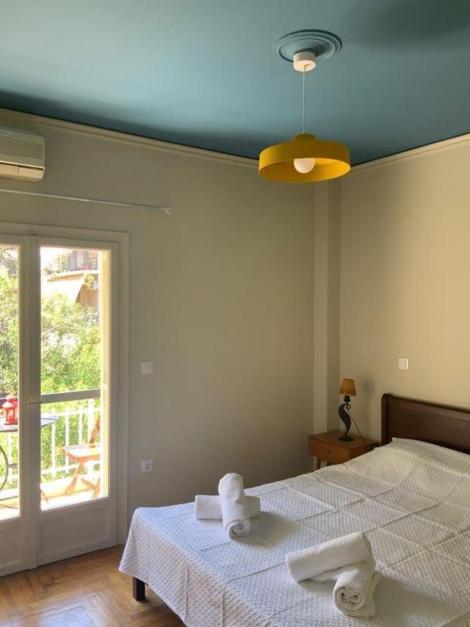 Cozy For Piano Lovers In Corfu Town *
